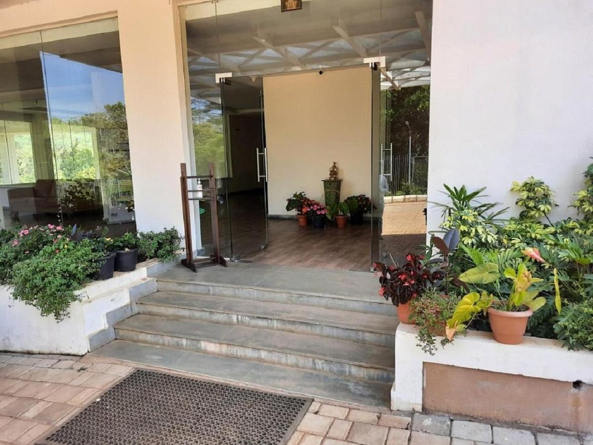 Danta Resort Bhāgamandala Exterior photo